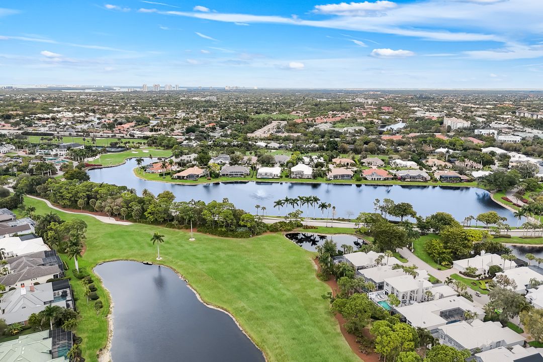 15303 Devon Green Ln, Naples, FL 34110