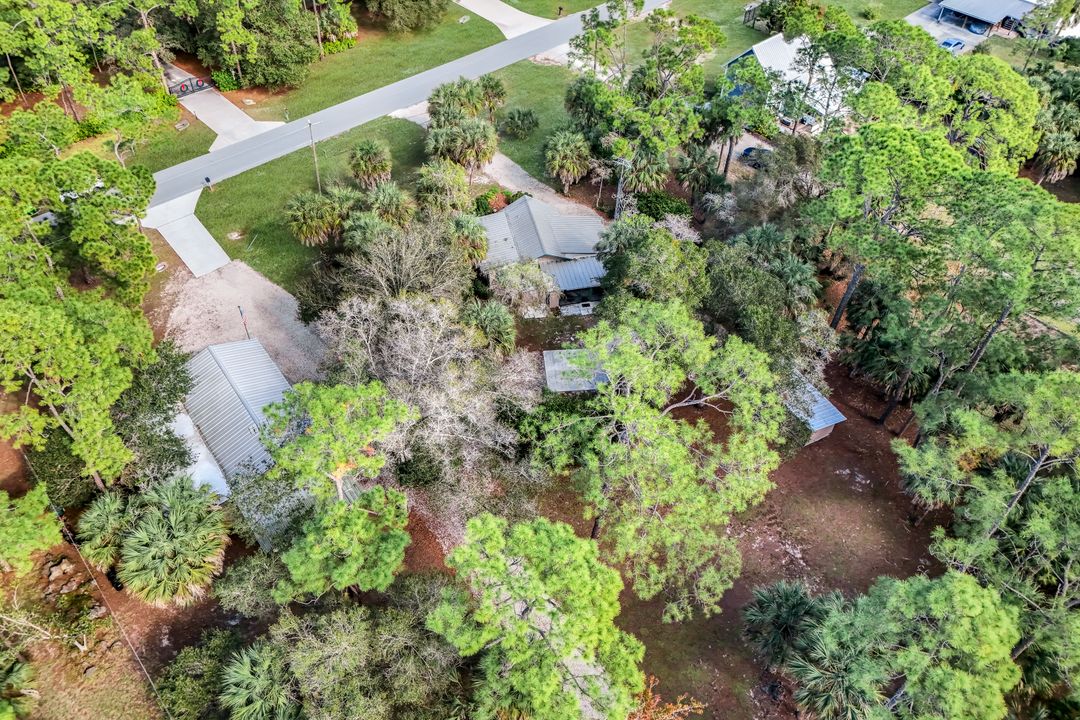 4420 7th Ave SW, Naples, FL 34119