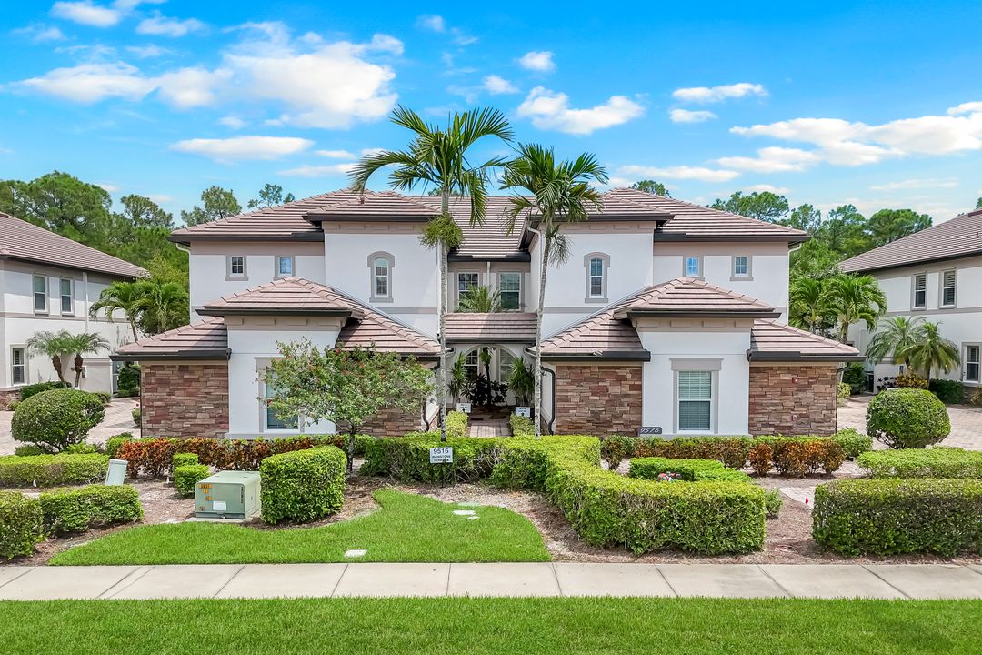 9516 Ironstone Terrace #102, Naples, FL 34120