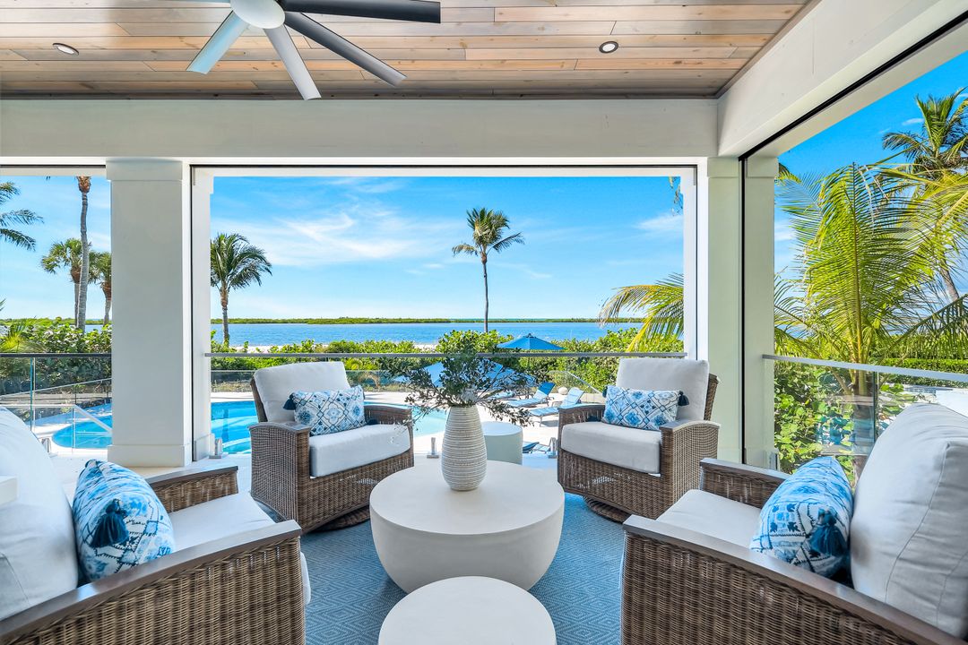 310 Seabreeze Dr, Marco Island, FL 34145