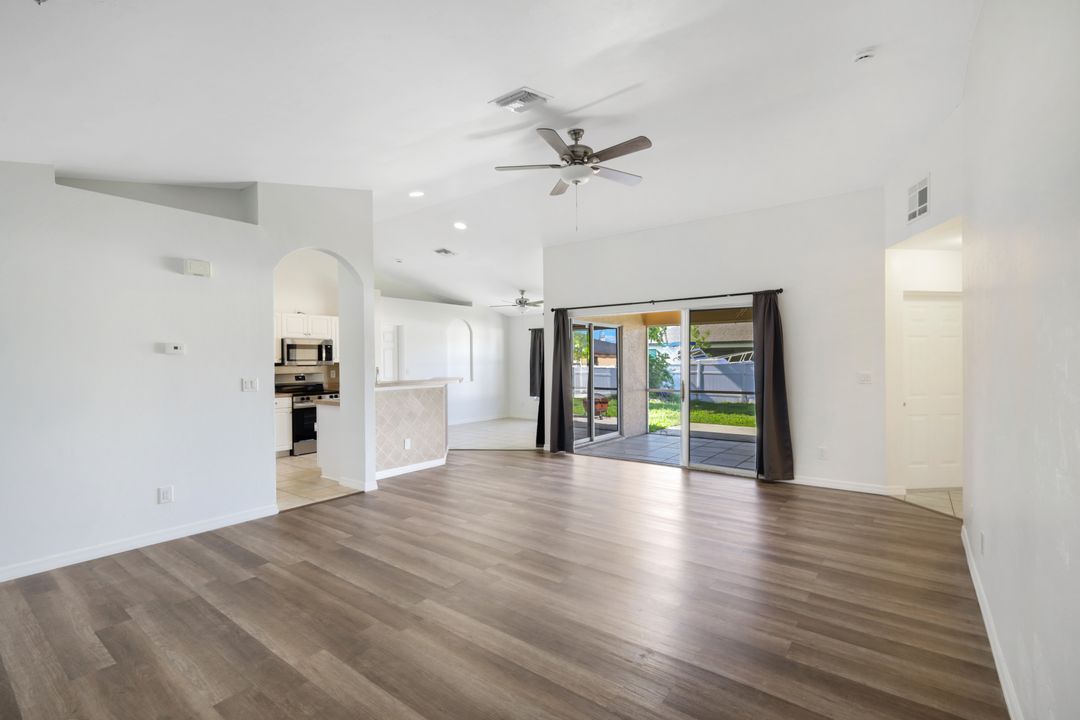 726 SW 12th St, Cape Coral, FL 33991