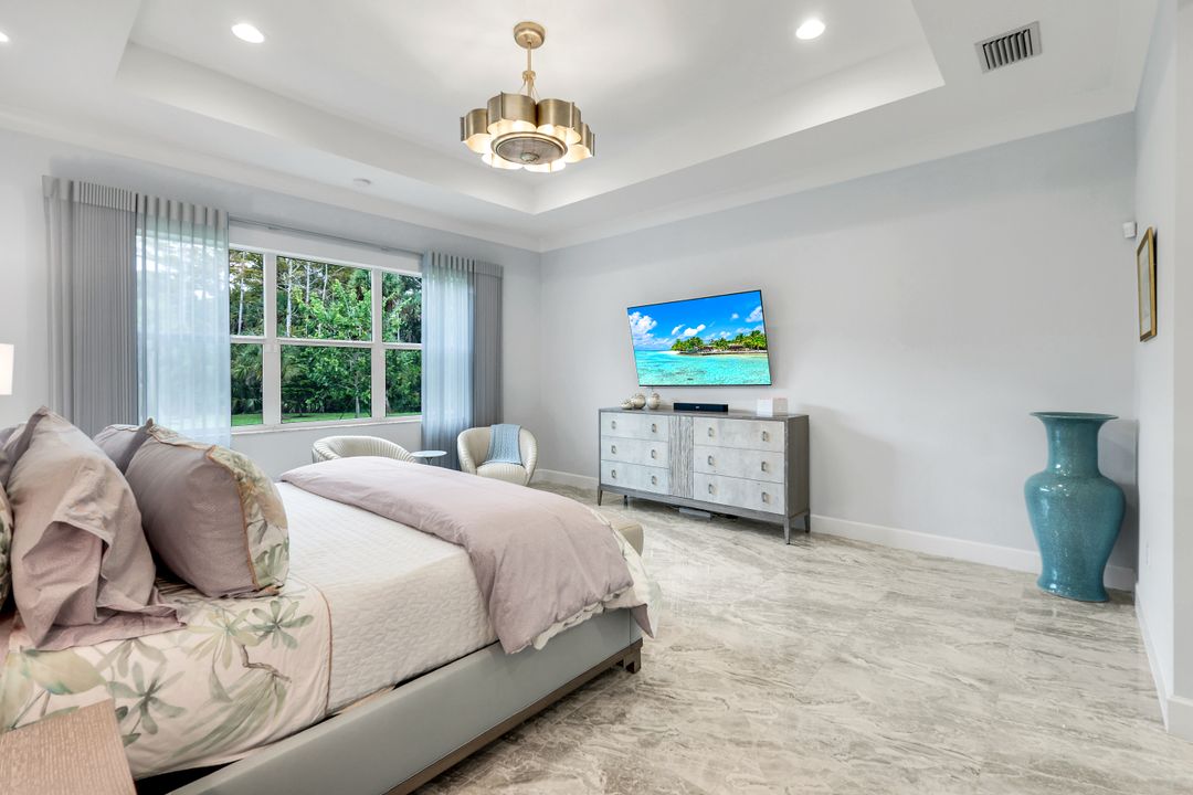 12033 Azalea Wy, Naples, FL 34120