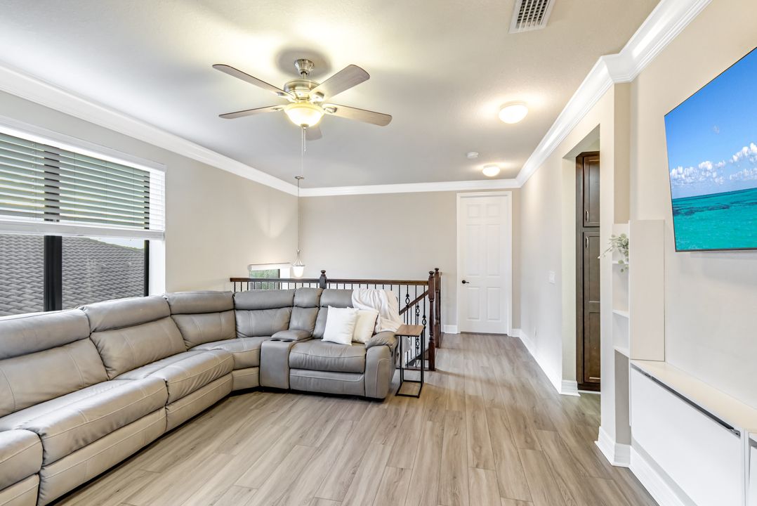 11732 Meadowrun Cir, Fort Myers, FL 33913