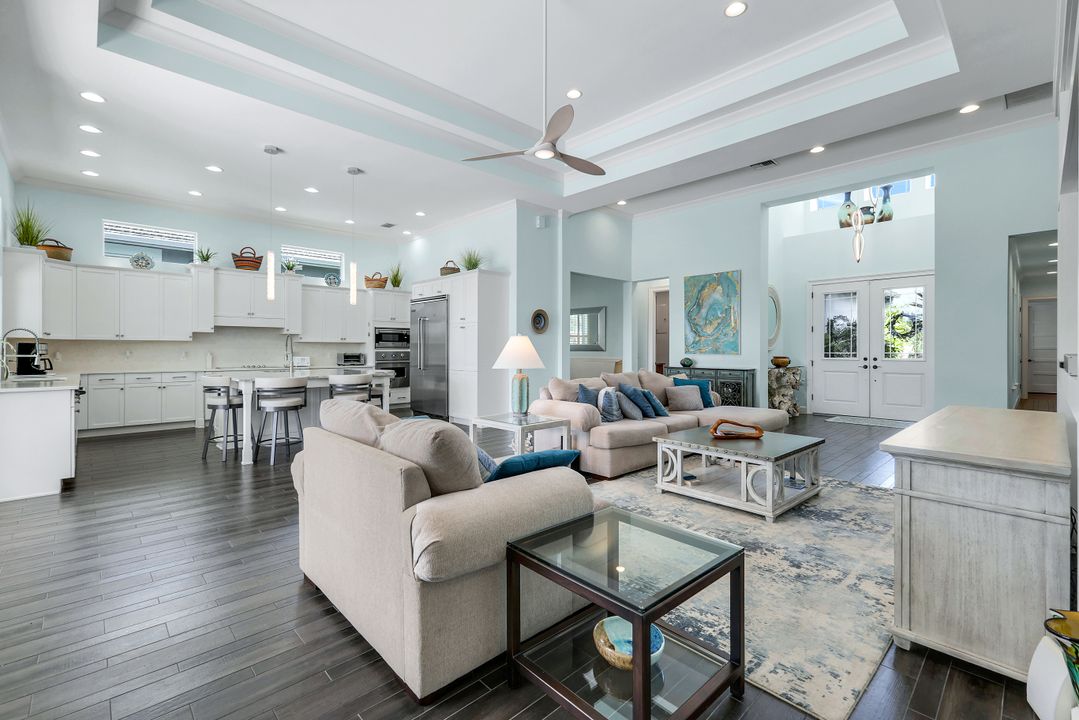 4964 Andros Dr, Naples, FL 34113