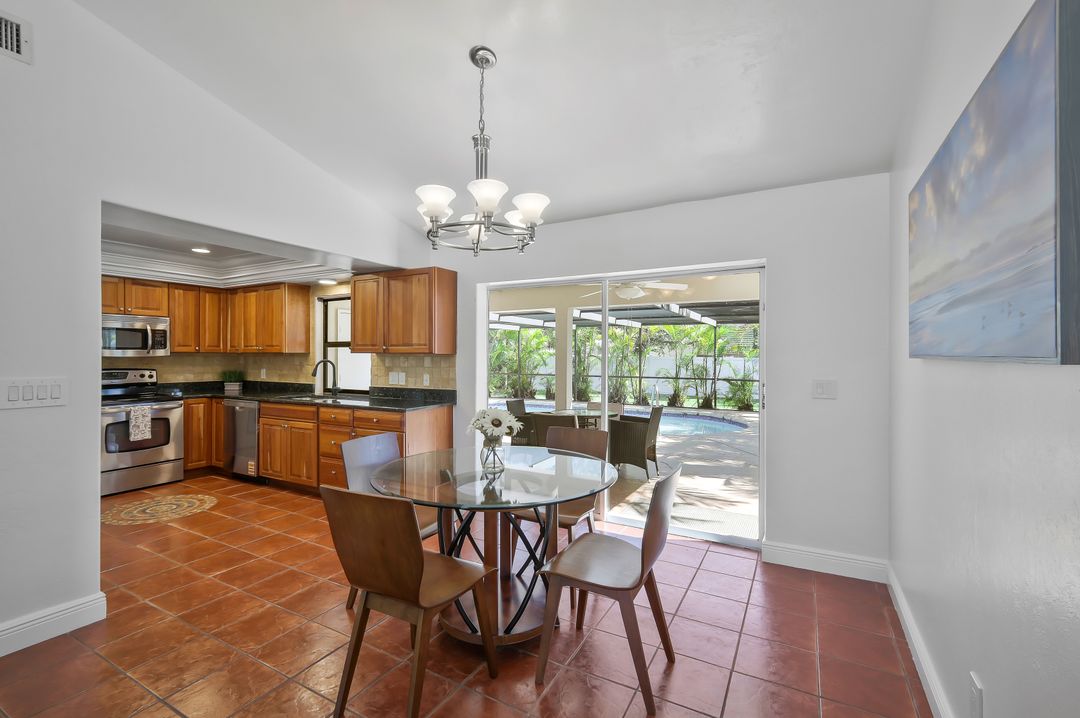 4131 SW 1st Pl, Cape Coral, FL 33914