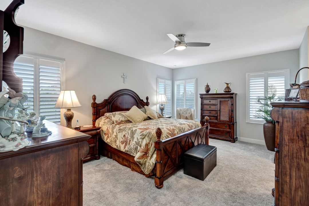 6219 Golden Nettle Dr, Apollo Beach, FL 33572