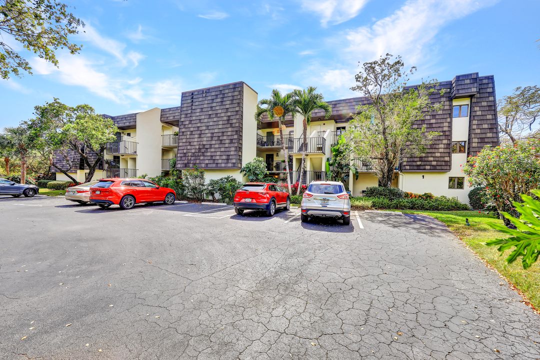 1601 Spoonbill Ln #Unit C, Naples, FL 34105