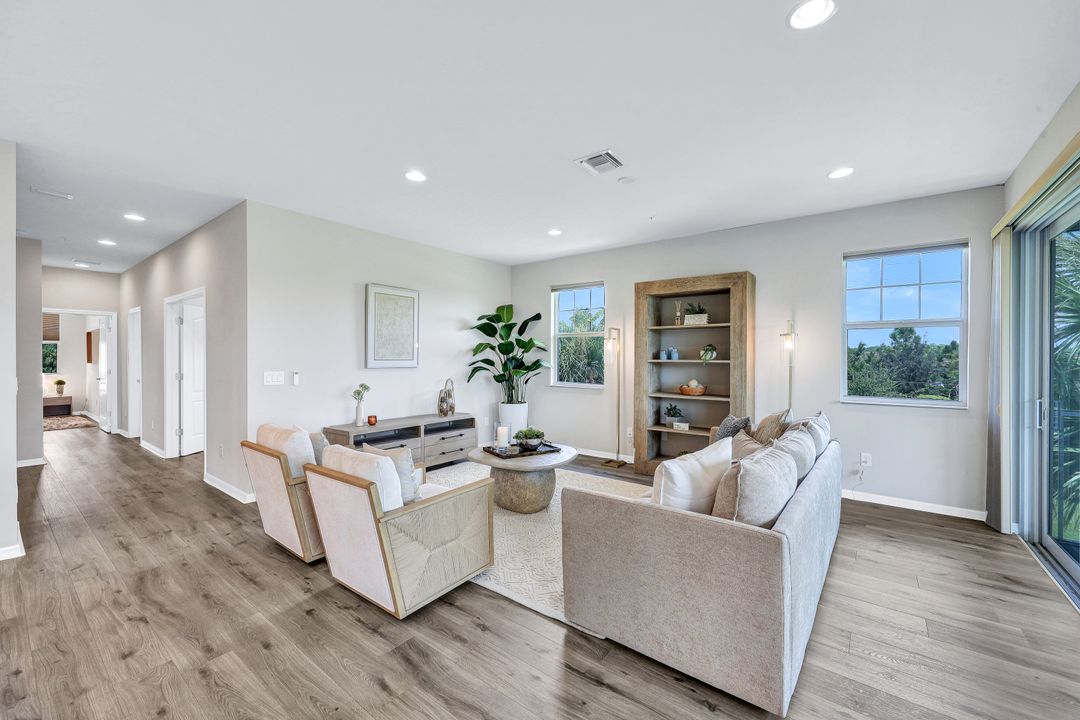 2344 Sheen Ln, Naples, FL 34120