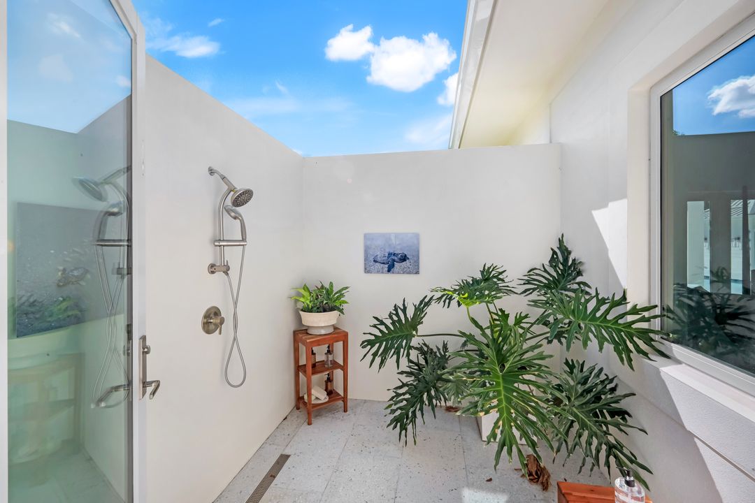 3136 Ravenna Ave, Naples, FL 34120