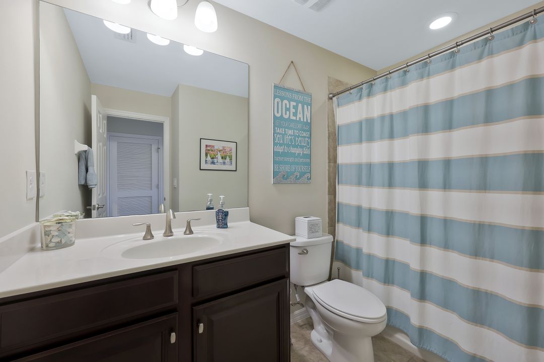 12111 Mahogany Cove St, Fort Myers, FL 33913