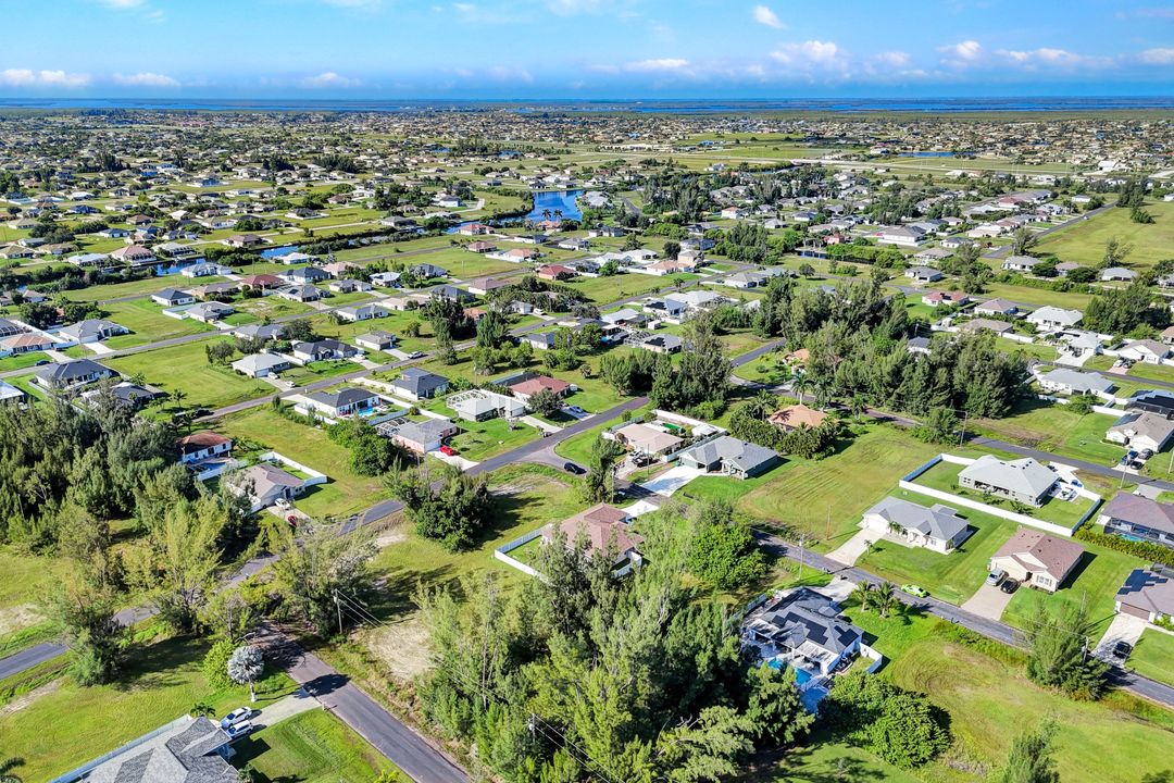 1121 NW 27th Ave, Cape Coral, FL 33993