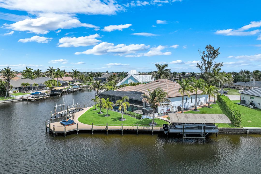 128 NW 39th Ave, Cape Coral, FL 33993