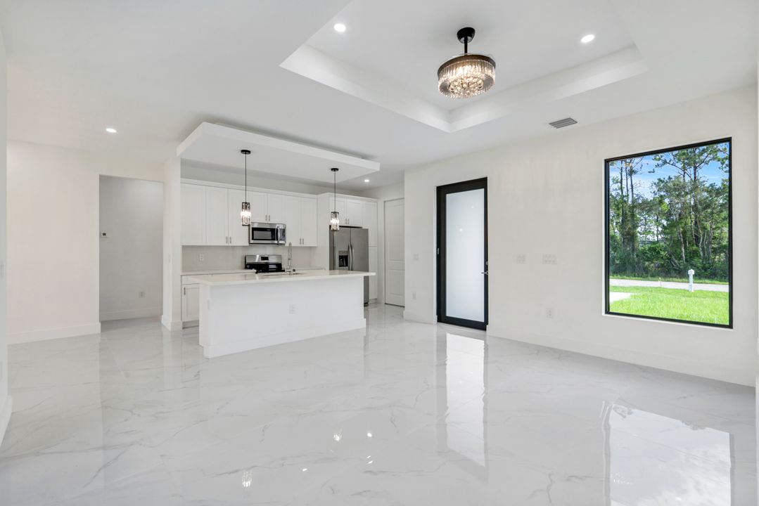 2709 53rd St SW, Lehigh Acres, FL 33976