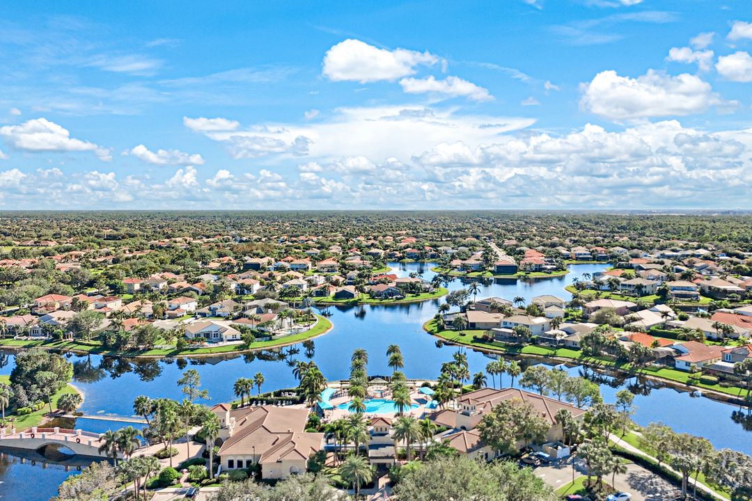 1654 Triangle Palm Terrace, Naples, FL 34119