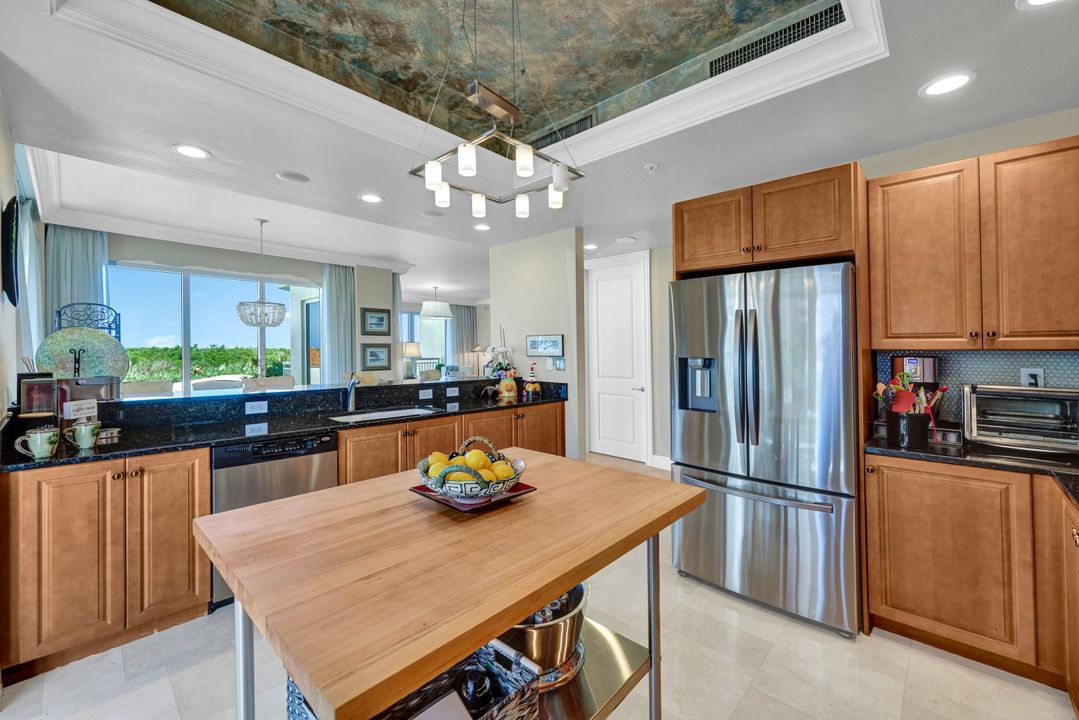 4951 Bonita Bay Blvd #401, Bonita Springs, FL 34134