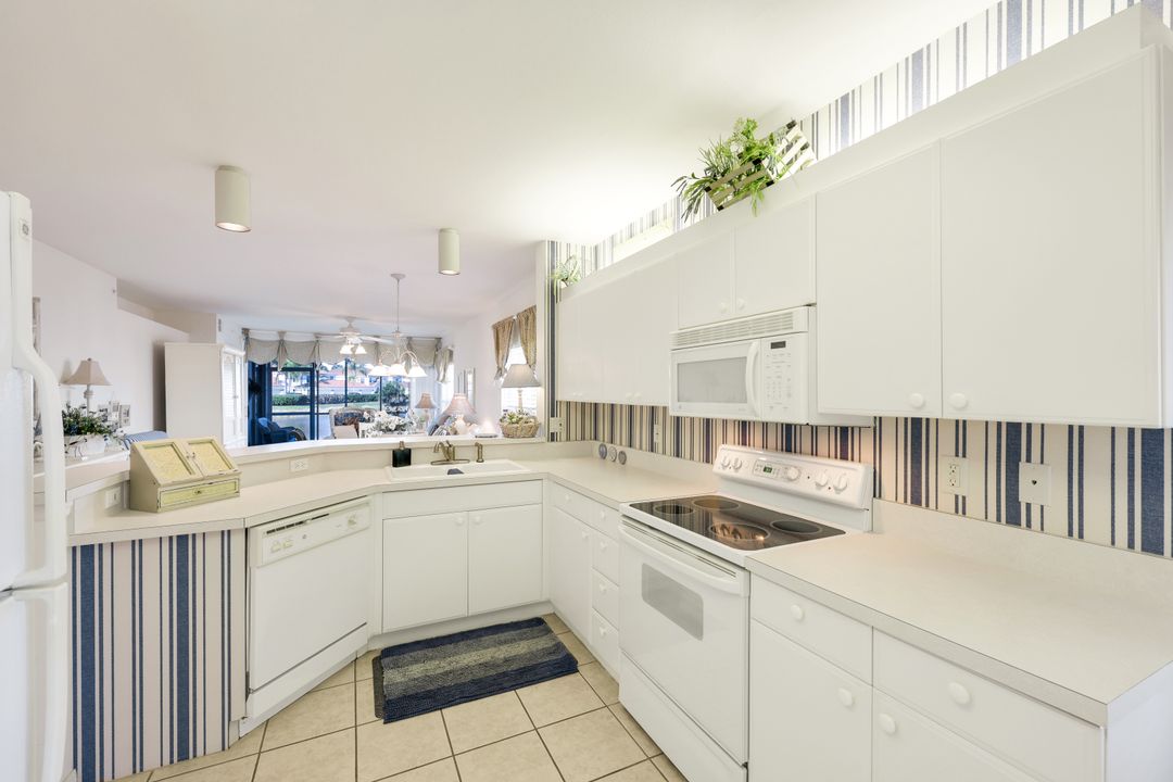 23861 Costa Del Sol Rd #104, Bonita Springs, FL 34135