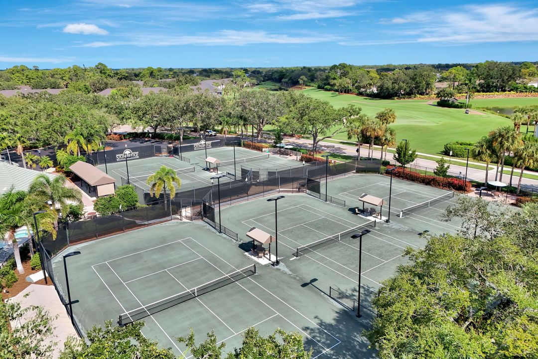 2300 Carrington Ct #203, Naples, FL 34109