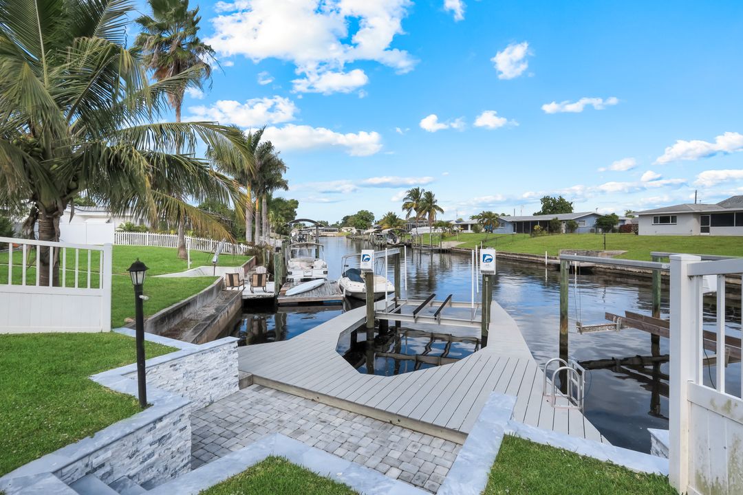 1621 SE 29th Terrace, Cape Coral, FL 33904