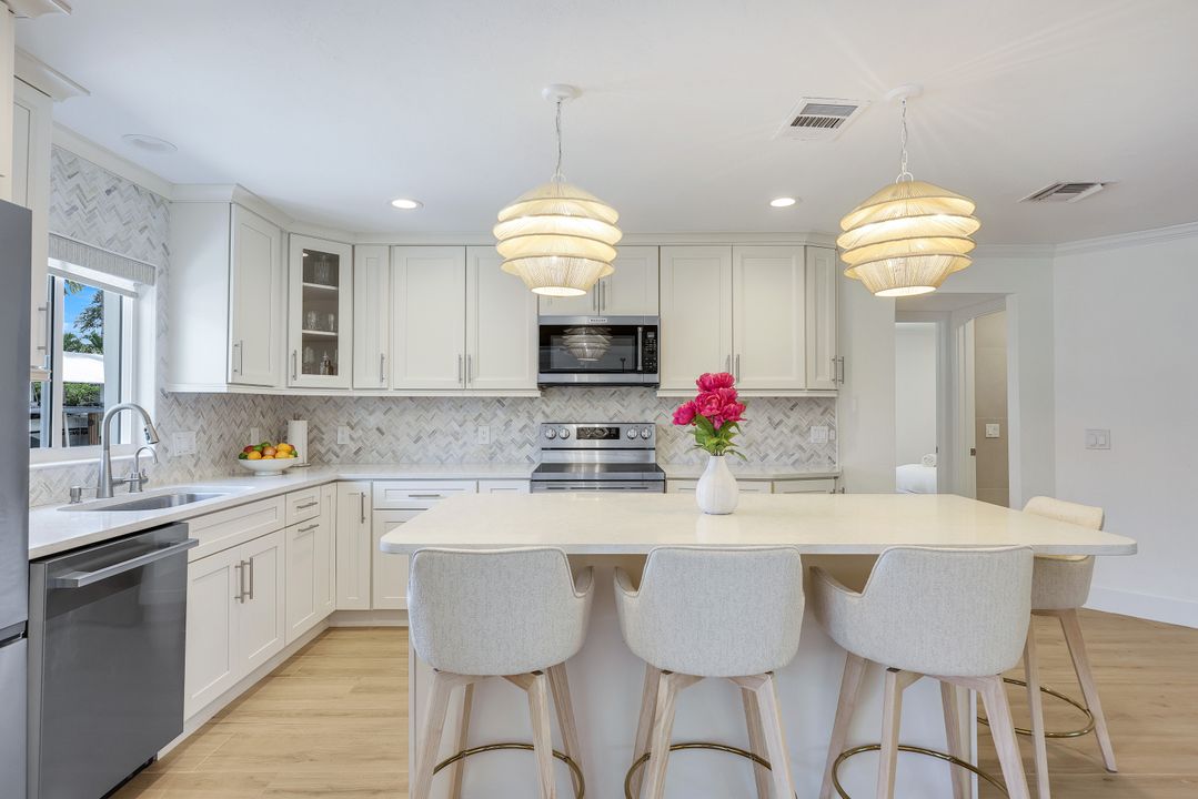 27098 Harbor Dr, Bonita Springs, FL 34135