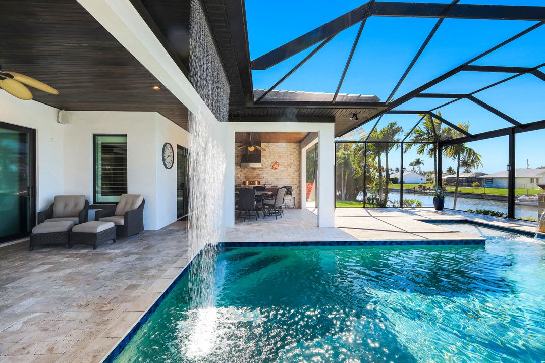 1218 SW 4th Pl, Cape Coral, FL 33991