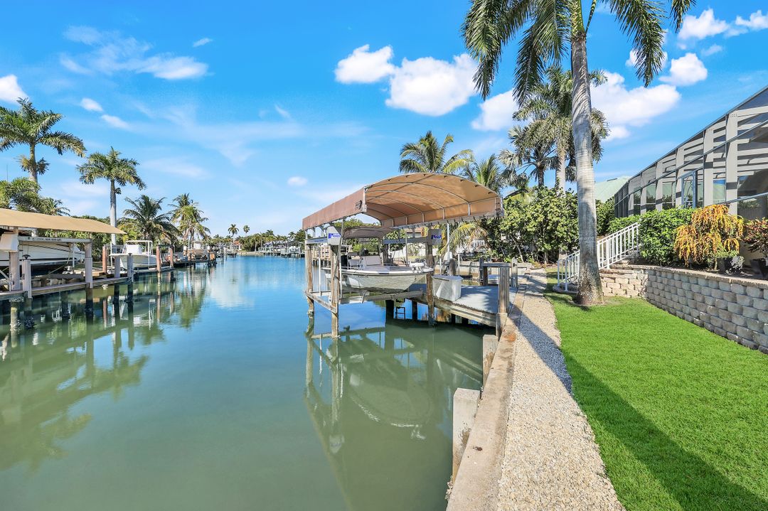 309 Rookery Ct, Marco Island, FL 34145