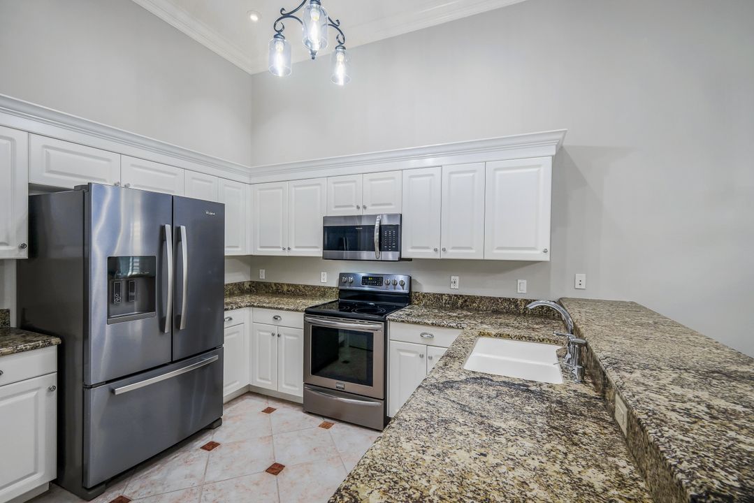 6075 Shallows Way, Naples, FL 34109