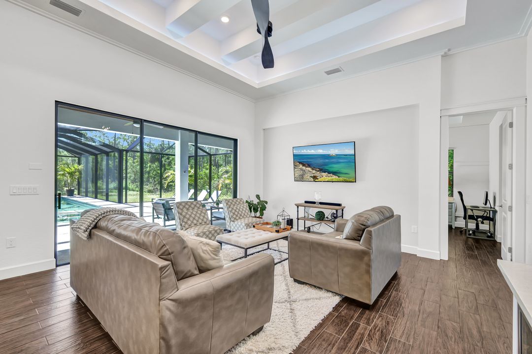 17921 Devore Ln, Fort Myers, FL 33913