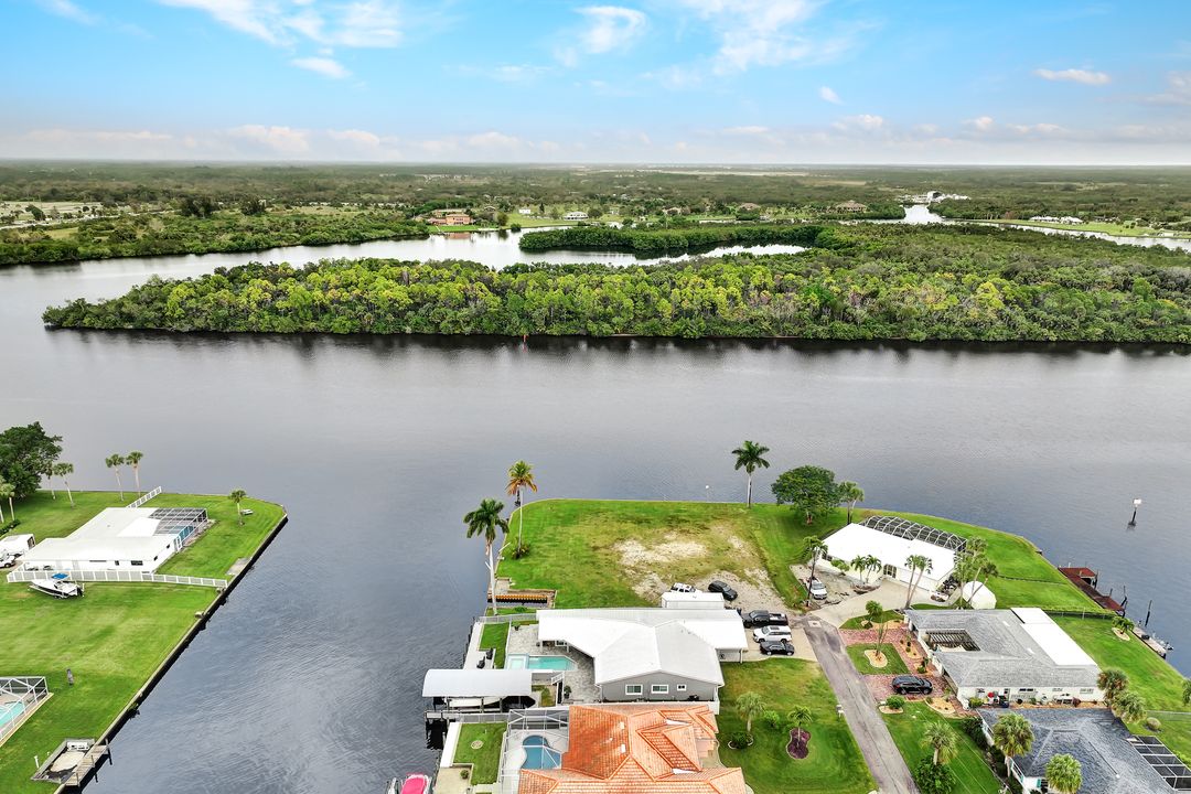 2197 Havana Ave, Fort Myers, FL 33905