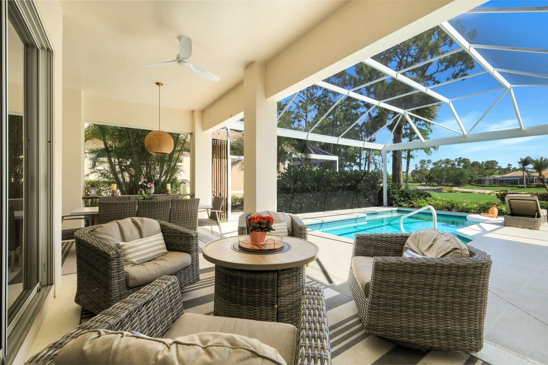 8586 Gleneagle Way, Naples, FL 34120