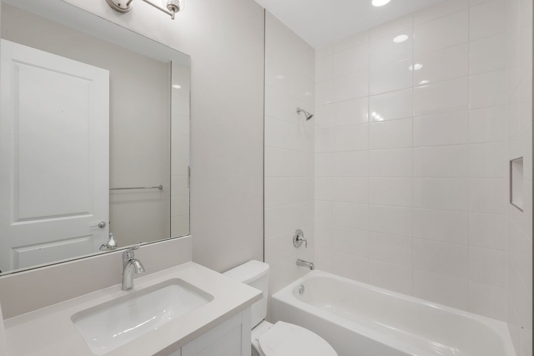 3368 Meloy Dr, Fort Myers, FL 33905