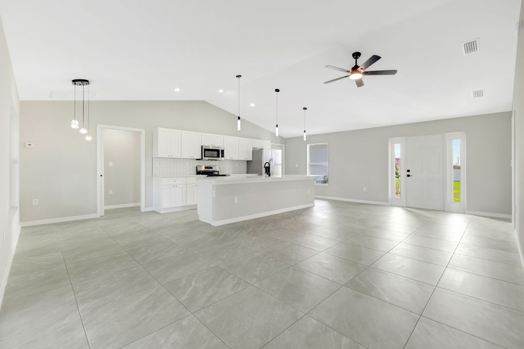 1907 NW 20th Terrace, Cape Coral, FL 33993