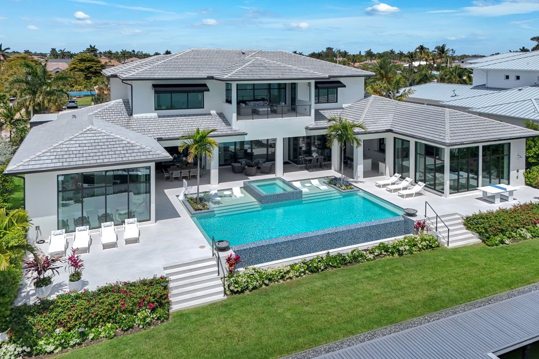 1631 Collingswood Ct, Marco Island, FL 34145