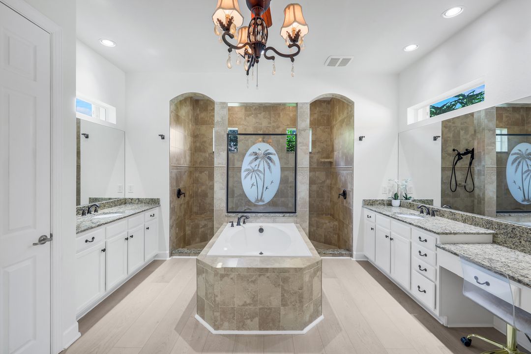 9684 Cobalt Cove Cir, Naples, FL 34120