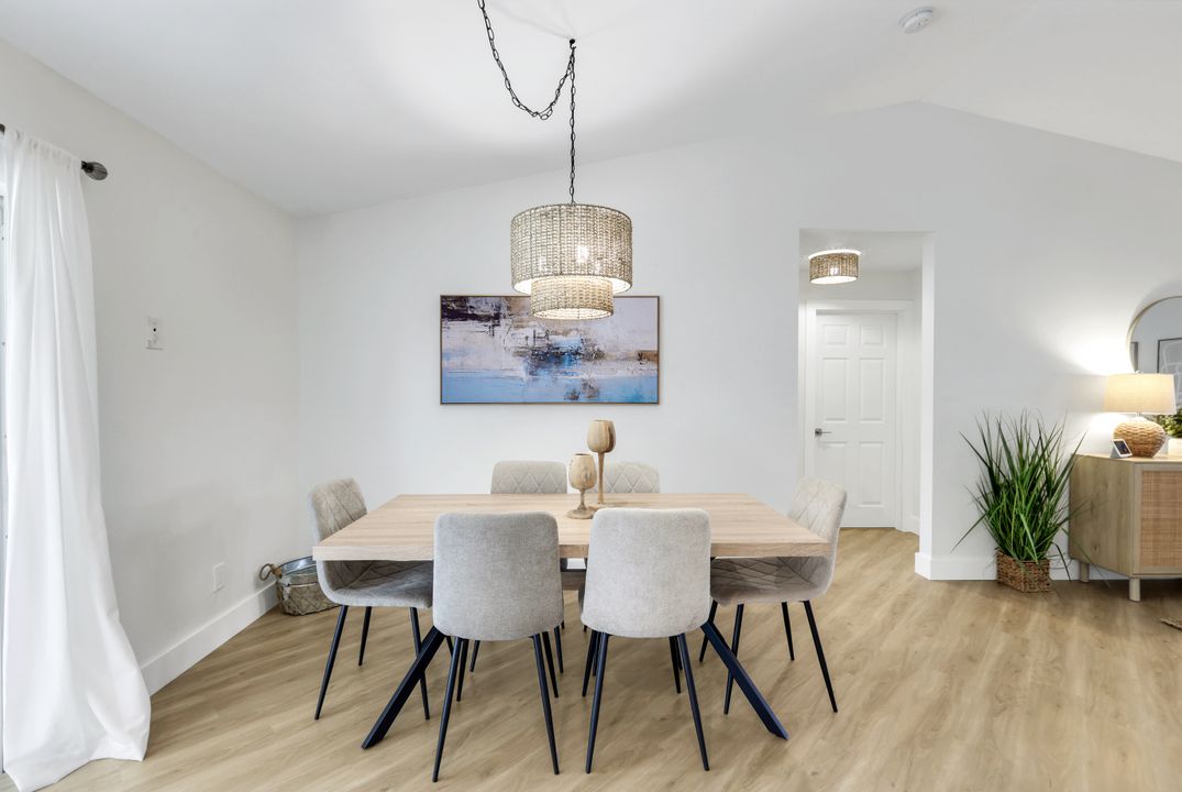 3322 Oasis Blvd, Cape Coral, FL 33914