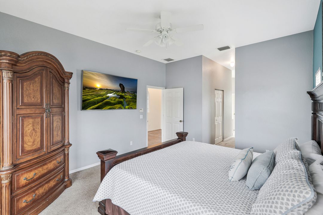 1728 NW 7th Ave, Cape Coral, FL 33993