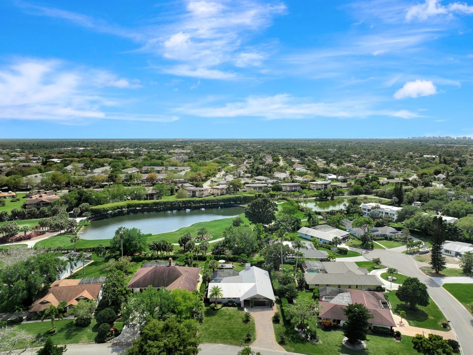 348 Country Club Ln, Naples, FL 34110