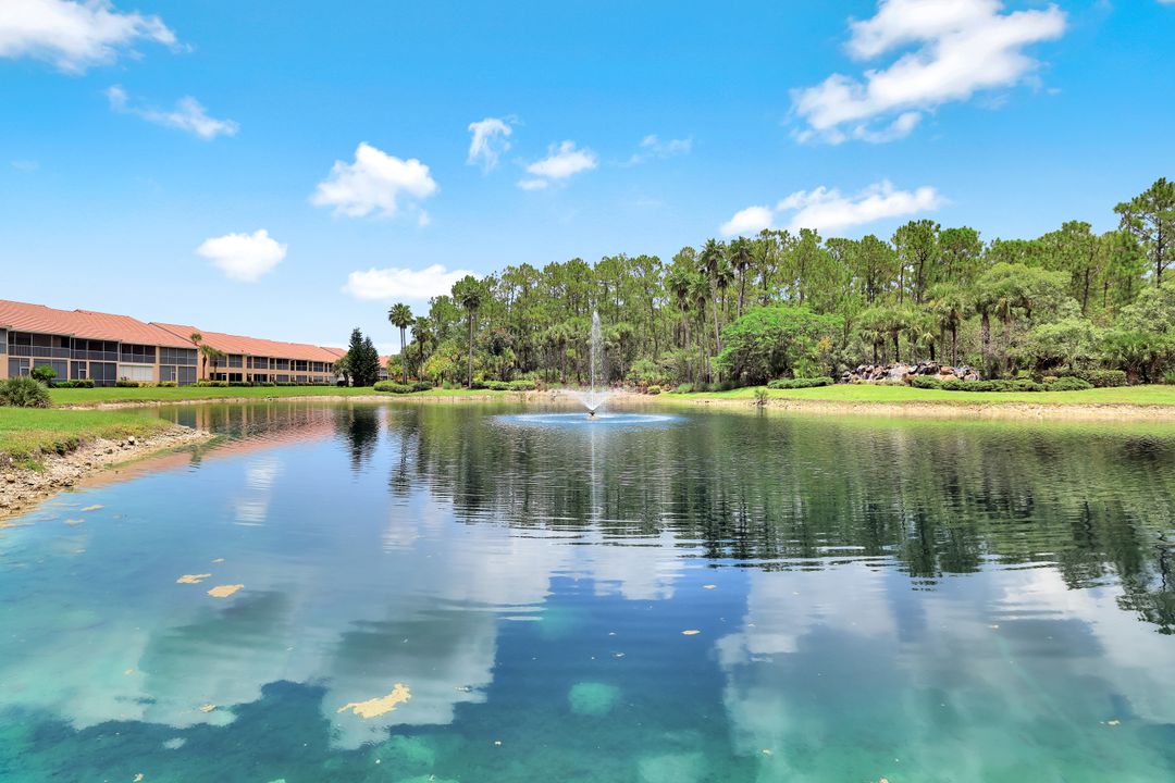 1940 Cascades Dr #8, Naples, FL 34112