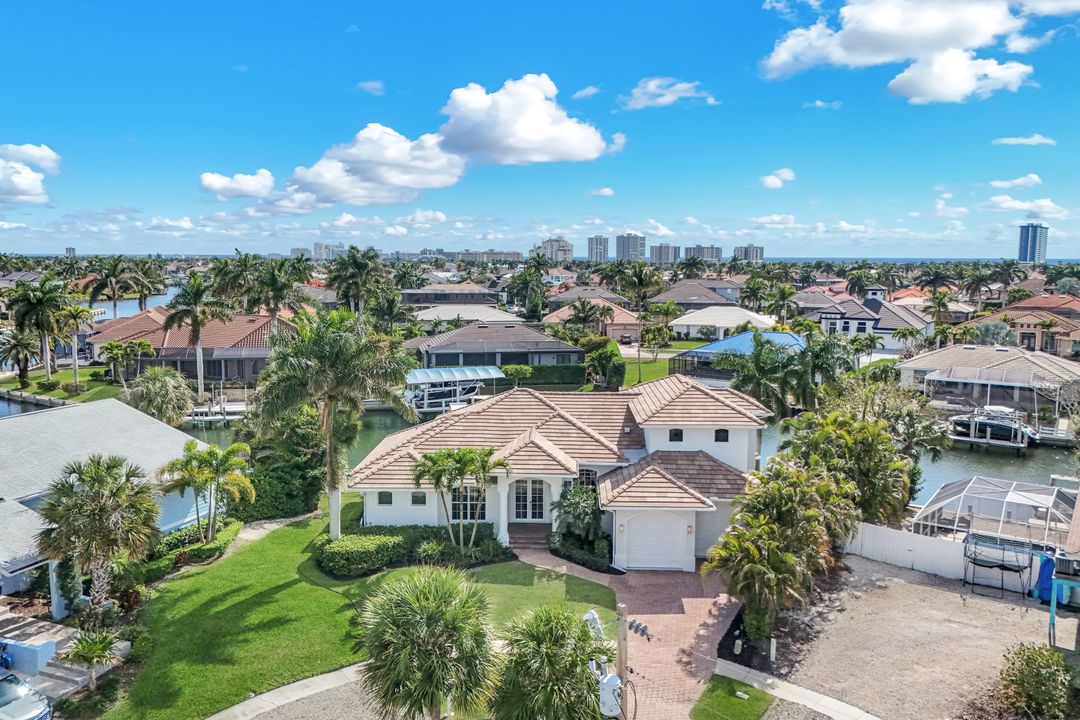 316 Waterleaf Ct, Marco Island, FL 34145