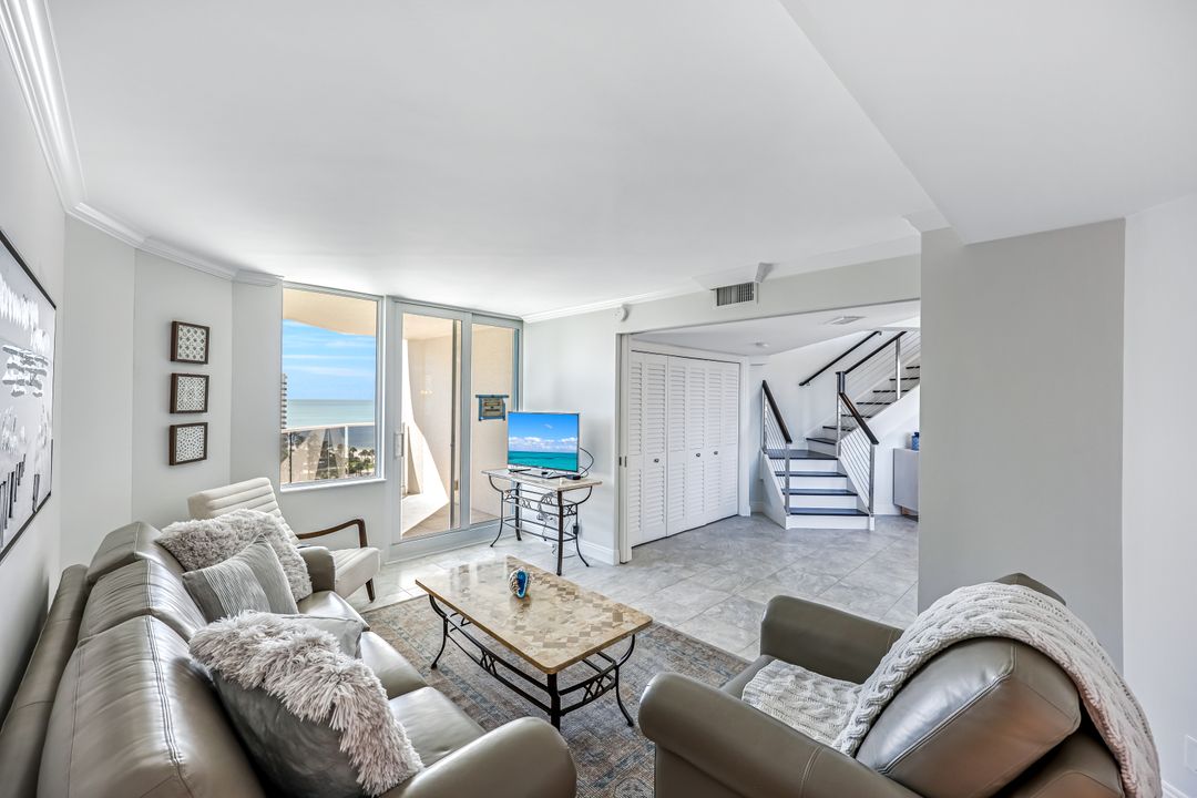 4041 Gulf Shore Blvd N #1108, Naples, FL 34103