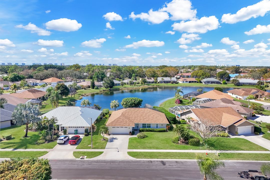 9632 Campbell Cir, Naples, FL 34109