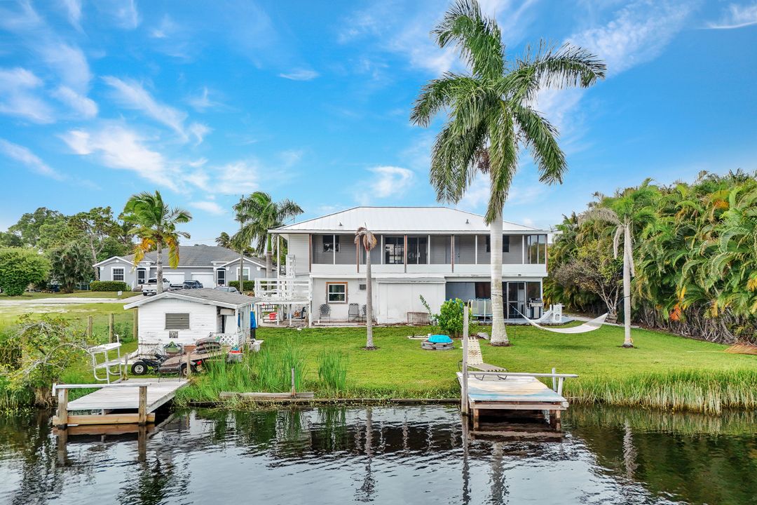 3940 Bennett Ln, Bonita Springs, FL 34134