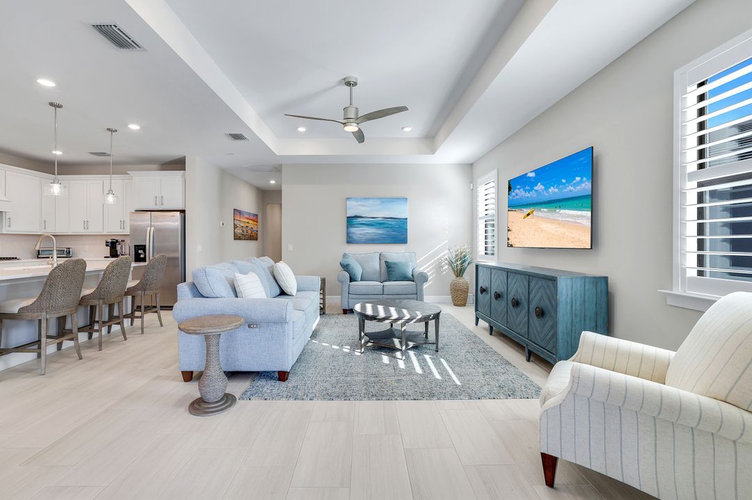 1944 Yellowfin Cir, Naples, FL 34114