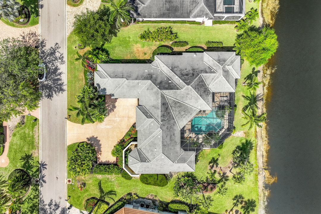 23641 Waterside Dr, Bonita Springs, FL 34134