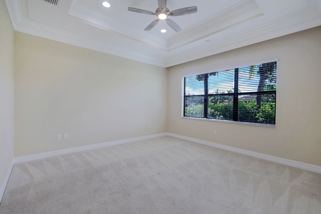 13350 Coronado Dr, Naples, FL 34109