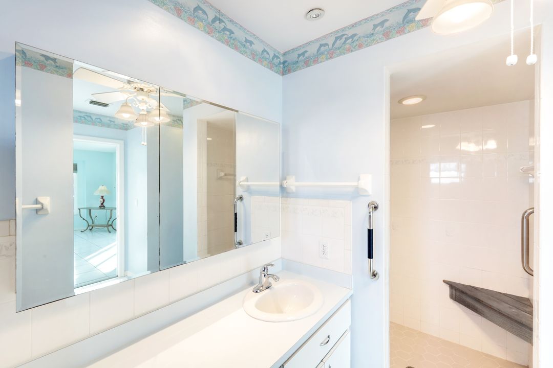 3034 SE 10th Pl, Cape Coral, FL 33904