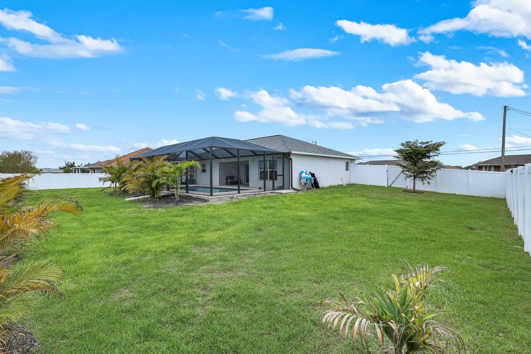 2013 NW Juanita Pl, Cape Coral, FL 33993