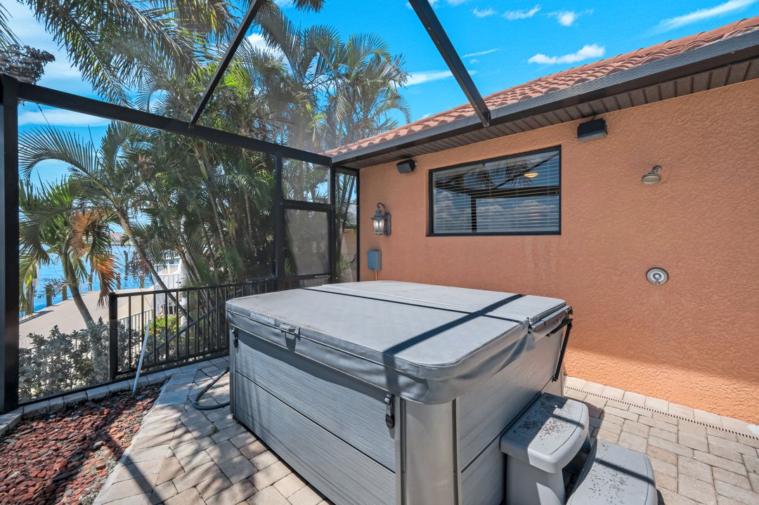 3115 SE 22nd Pl, Cape Coral, FL 33904