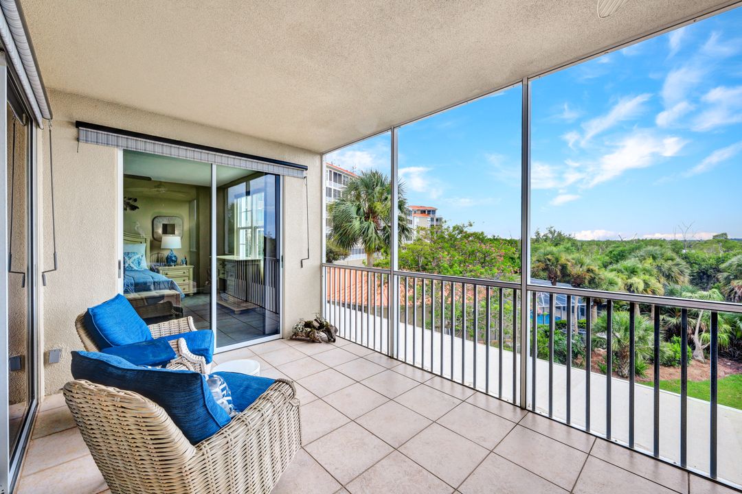 201 Vintage Bay Dr  #B8, Marco Island, FL 34145