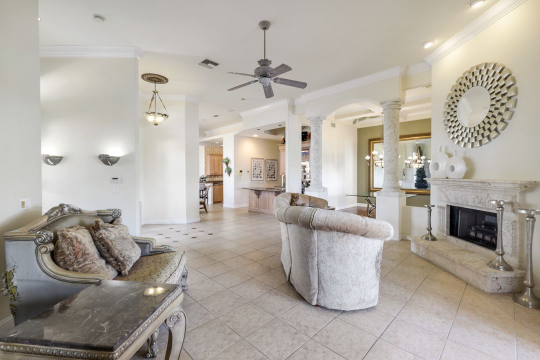14581 Headwater Bay Ln, Fort Myers, FL 33908