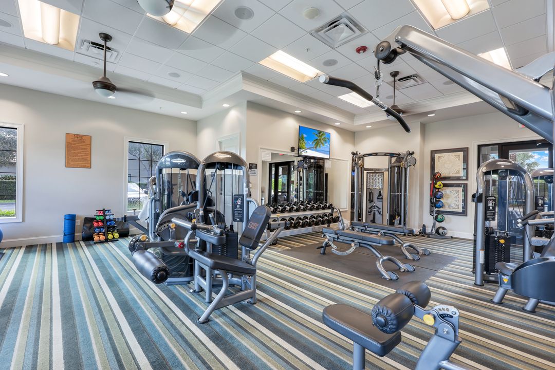 16273 Camden Lakes Cir, Naples, FL 34110